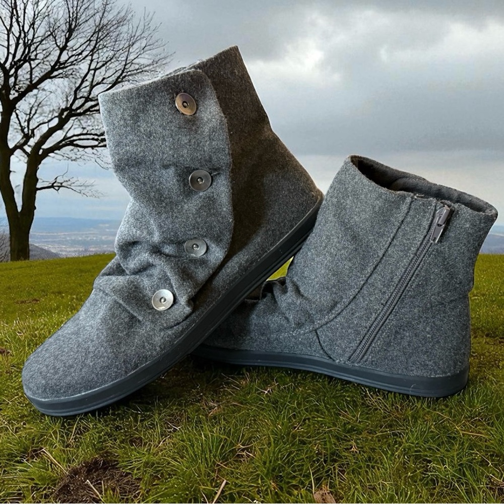 Faded Glory women’s Gray Ankle Boots, size 11